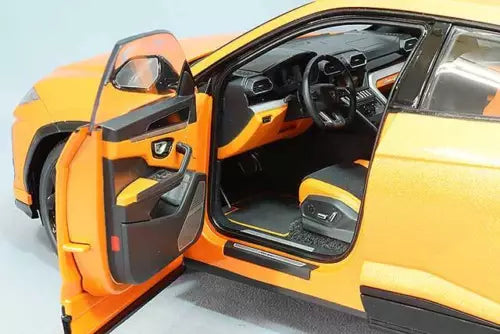 1/18 LAMBORGHINI URUS ORANGE BOREALES / ORANGE PEARL Model Car