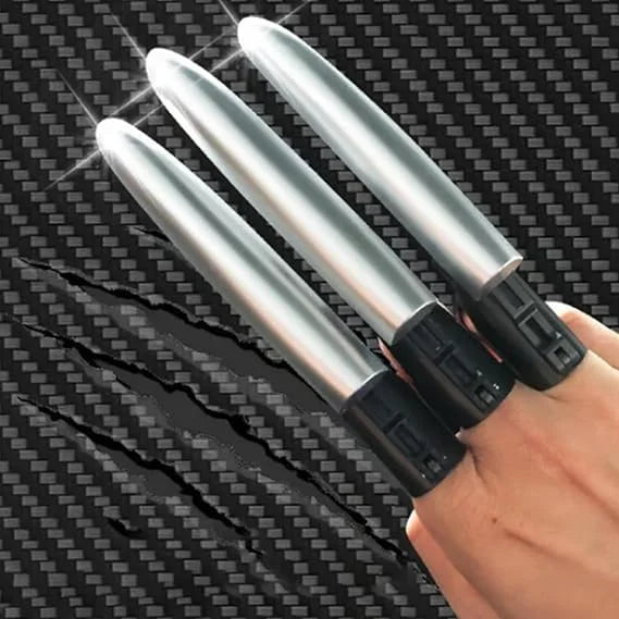 Mechanical Retractable Wolf Claw