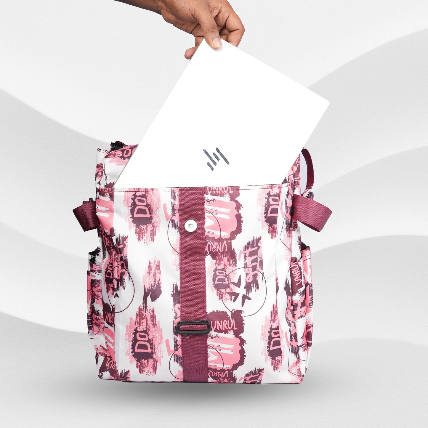 Sytro VersaFlow Convertible Bag