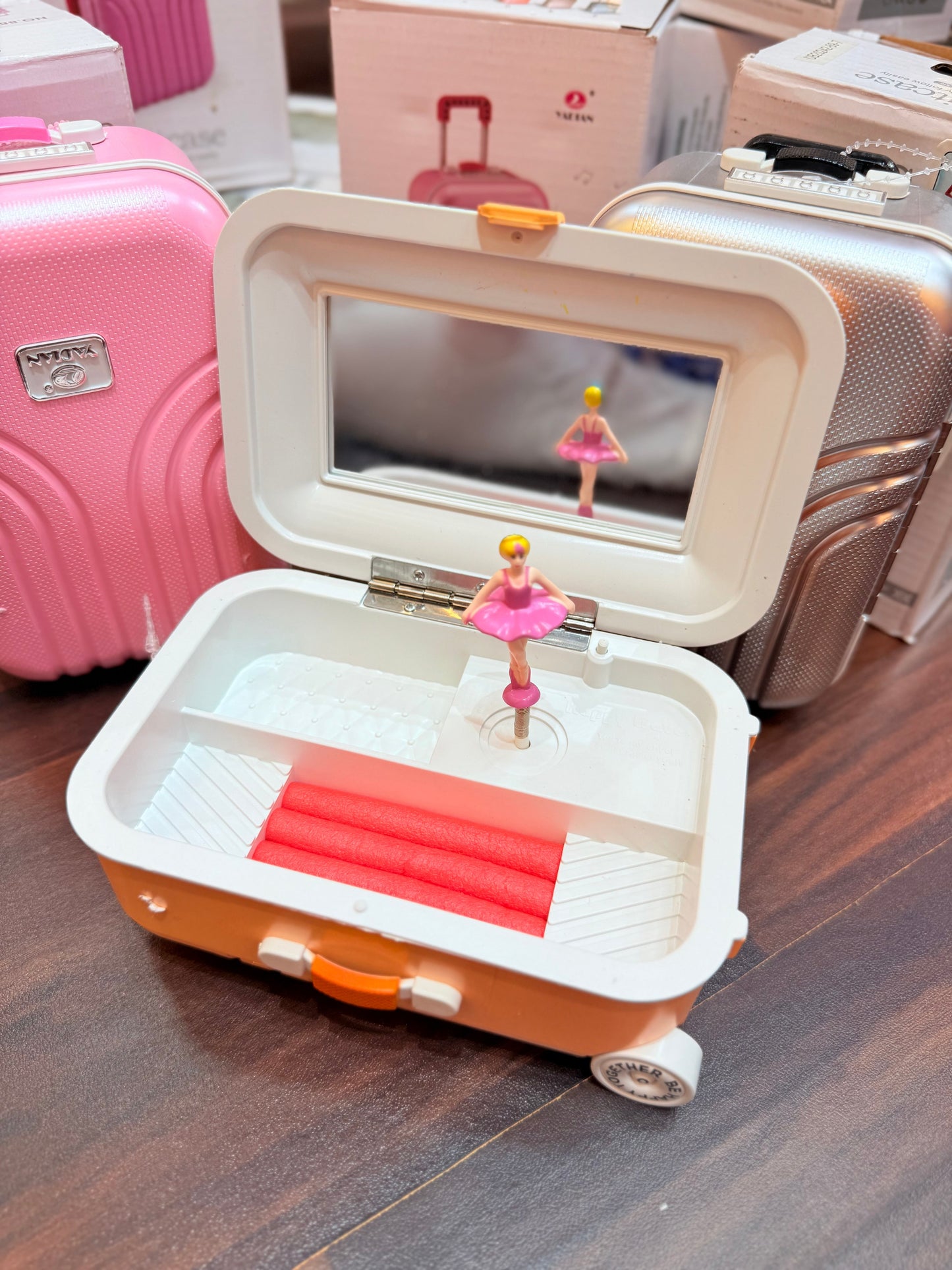 Mini Luggage Jewelry Organiser