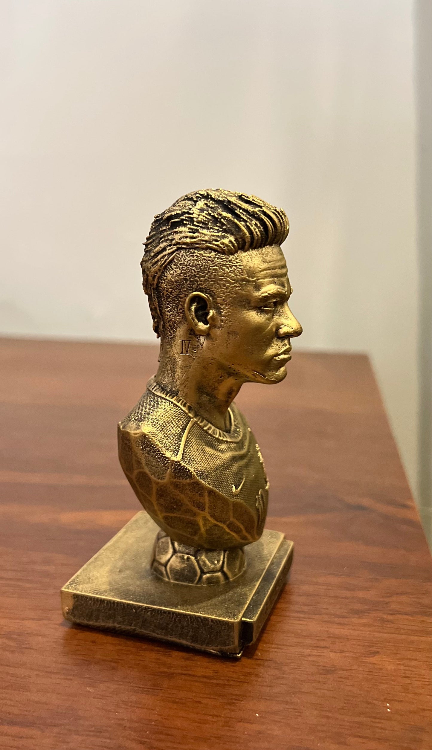 Neymar Jr Statue