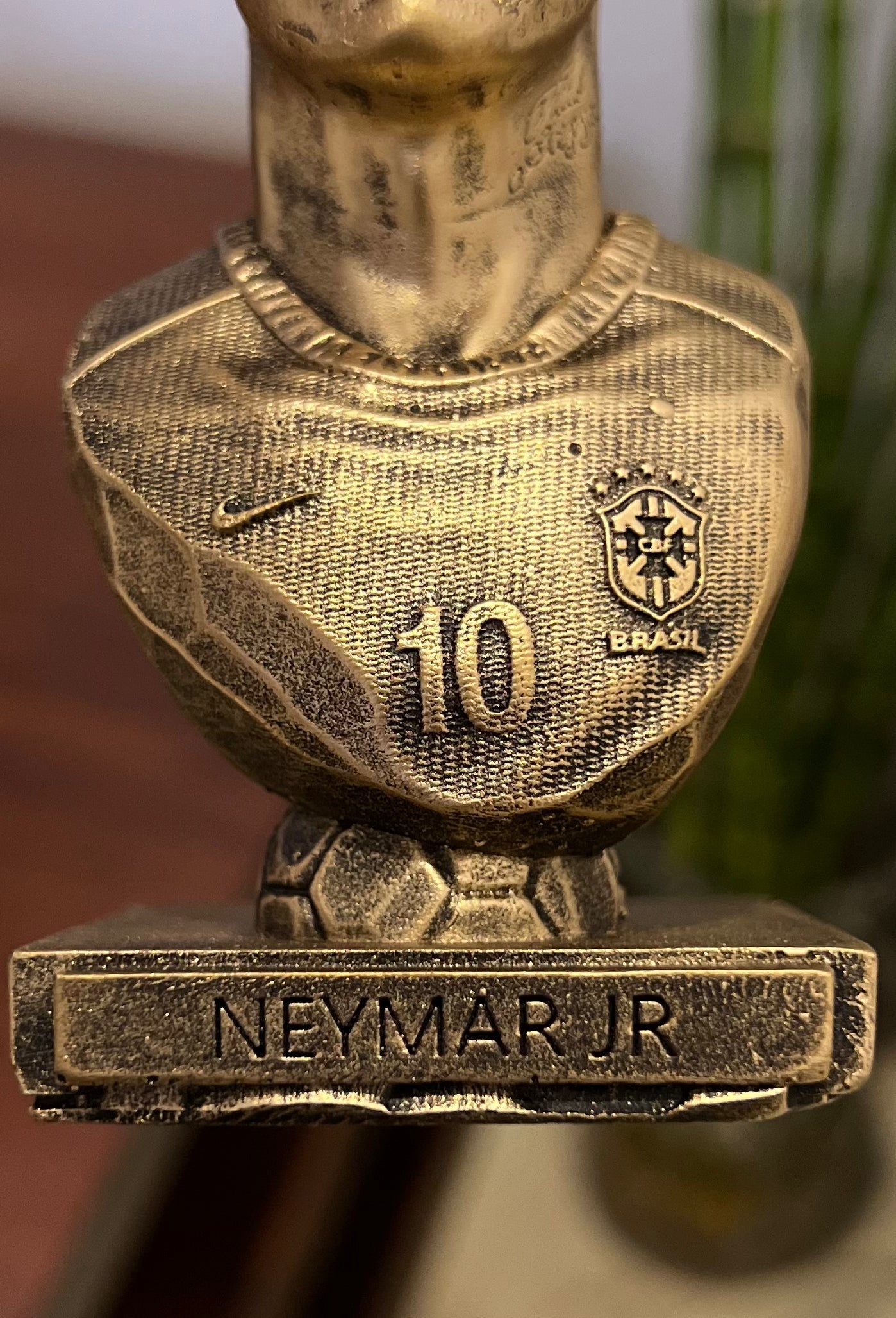 Neymar Jr Statue