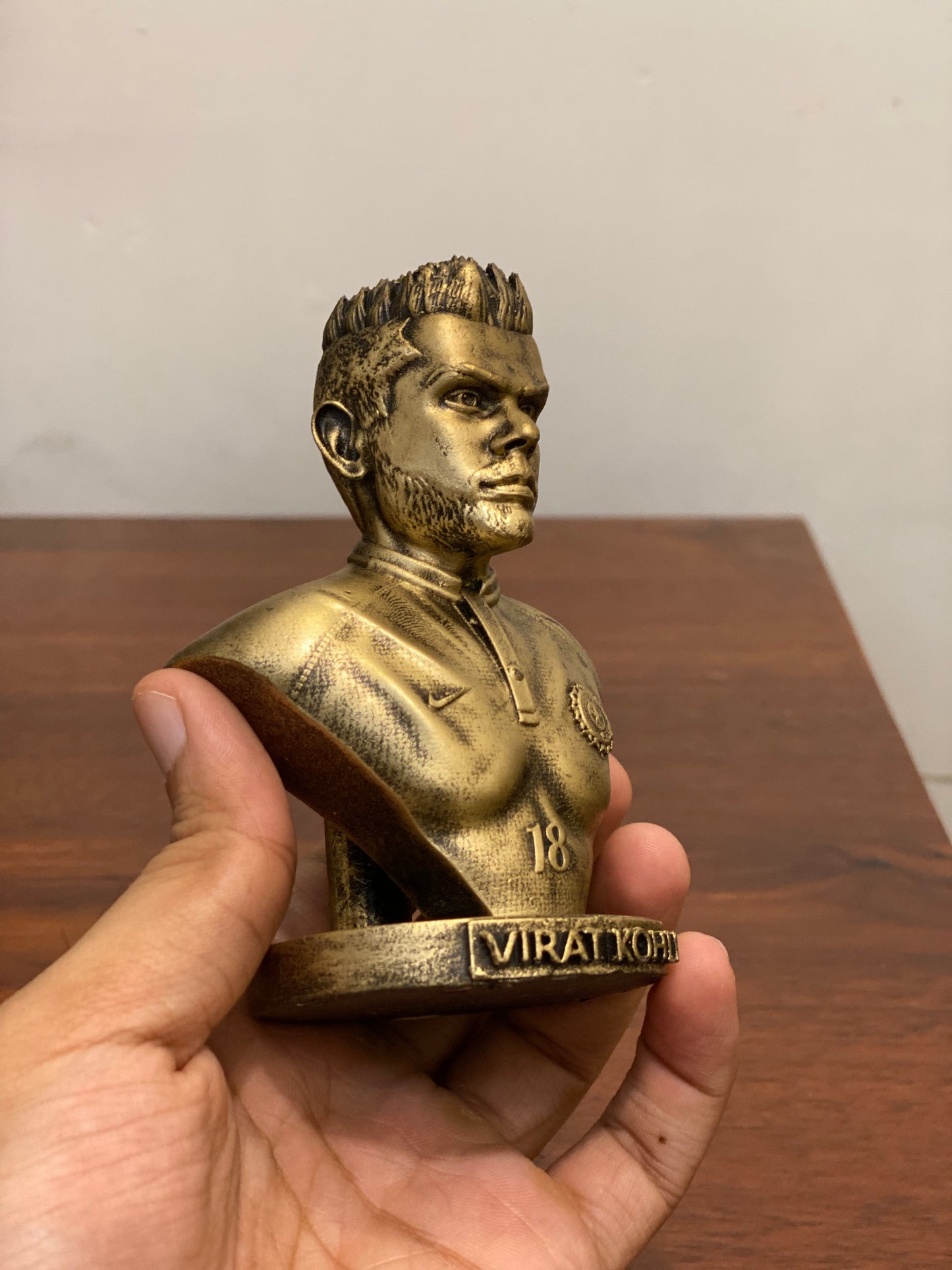 VIRAT KOHLI STATUE