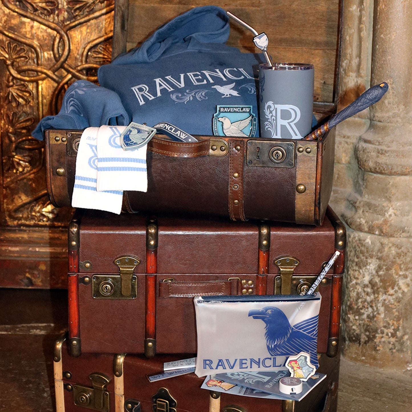House Mascot Ravenclaw Gift Trunk